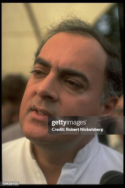 Congress Party ldr., former PM Rajiv Gandhi speaking to press, musing on positives & negatives of his tenure as PM.