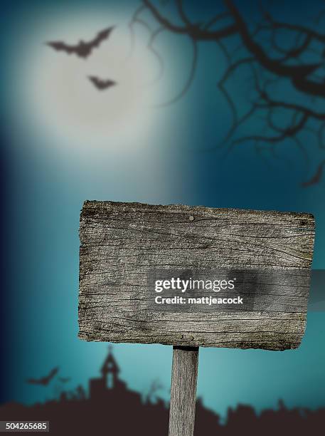 blank wood sign in spooky nighttime setting - petrified wood 幅插畫檔、美工圖案、卡通及圖標