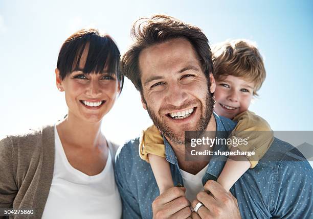 summer smiles with the family - family smiling stock pictures, royalty-free photos & images