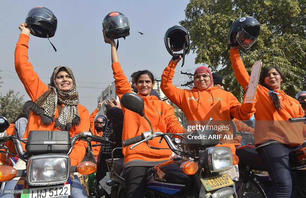 PAKISTAN-WOMEN-RIGHTS-BIKES