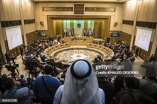 General view shows Arab foreign ministers during an emergency meeting of Arab foreign ministers in the Egyptian capital Cairo on January 10, 2016....