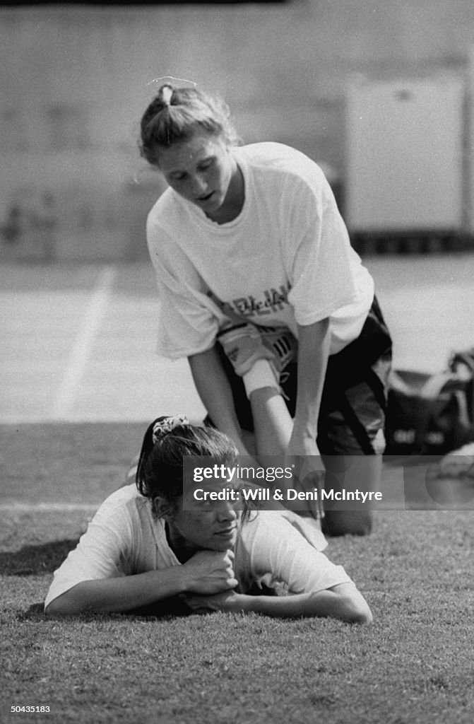 Shelley Finger;Mia Hamm