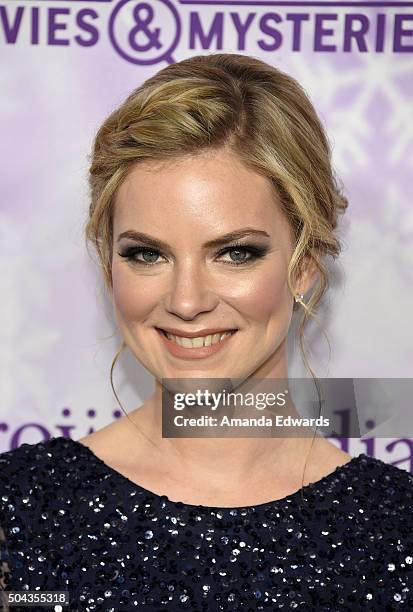 Actress Cindy Busby arrives at the Hallmark Channel and Hallmark Movies and Mysteries Winter 2016 TCA Press Tour at Tournament House on January 8,...