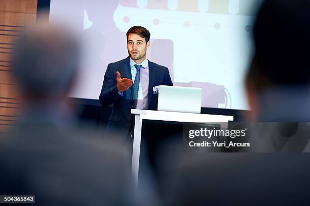 spelling out the facts with confidence - press conference stage stock pictures, royalty-free photos & images