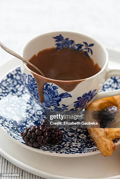 churros con chocolate - chocolate con churros stock pictures, royalty-free photos & images