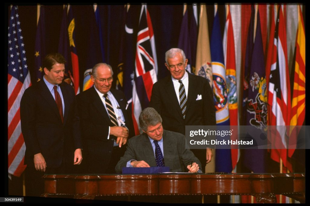 Bill Clinton Signs NAFTA Agreement