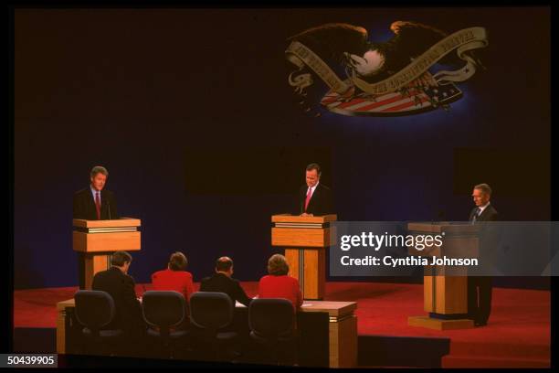 Dem. Cand. AR Gov. Bill Clinton, incumbent Pres. Bush & Independent challenger TX magnate Ross Perot in 3rd debate at MI State Univ.