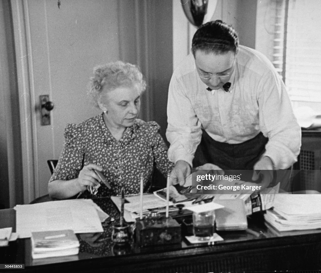 Edna Woolman Chase;Aglia
