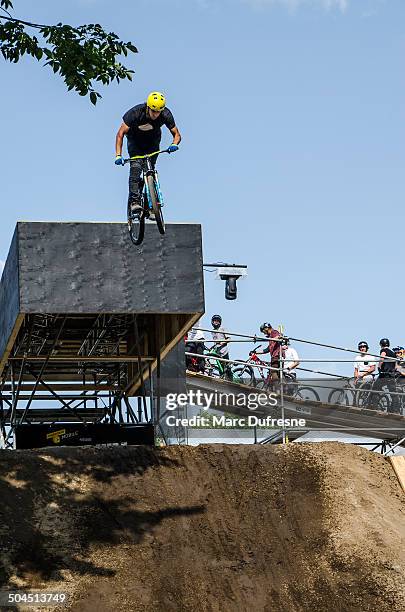 Jump Queue 161 Jumping The Queue Stock Photos, High-Res Pictures, and Images ...