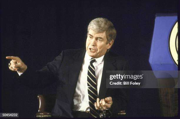 Republican Jack F. Kemp, candidate for the 1988 Presidential nomination, speaking at the convention.