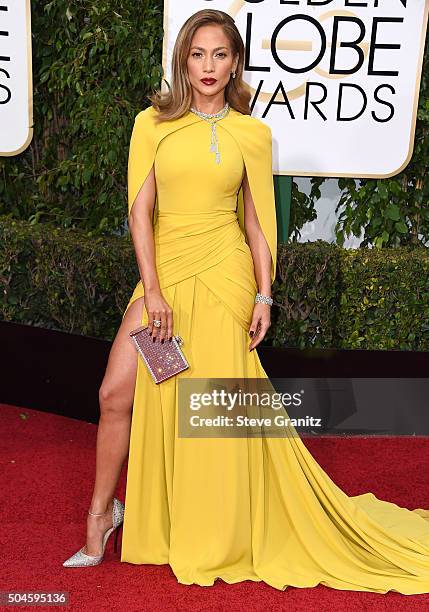 Jennifer Lopez arrives at the 73rd Annual Golden Globe Awards at The Beverly Hilton Hotel on January 10, 2016 in Beverly Hills, California.