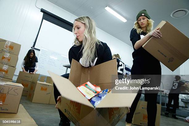 Islanders players wife Cassie Clutterbuck attends 2016 Henrik Lundqvist Foundation Food Bank For New York City Repack Day Challenge at Food Bank for...