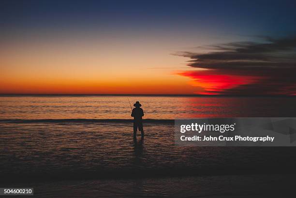 broome fisherman - cable beach stock-fotos und bilder