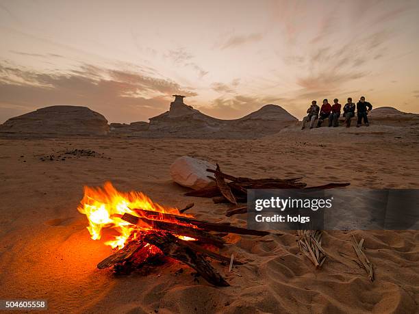 campers in the white desert in egypt - egypt stock pictures, royalty-free photos & images