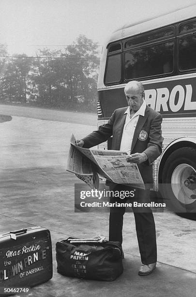 Max Patkin 34 Clown Prince Of Baseball Stock Photos, High-Res Pictures, and Images ...