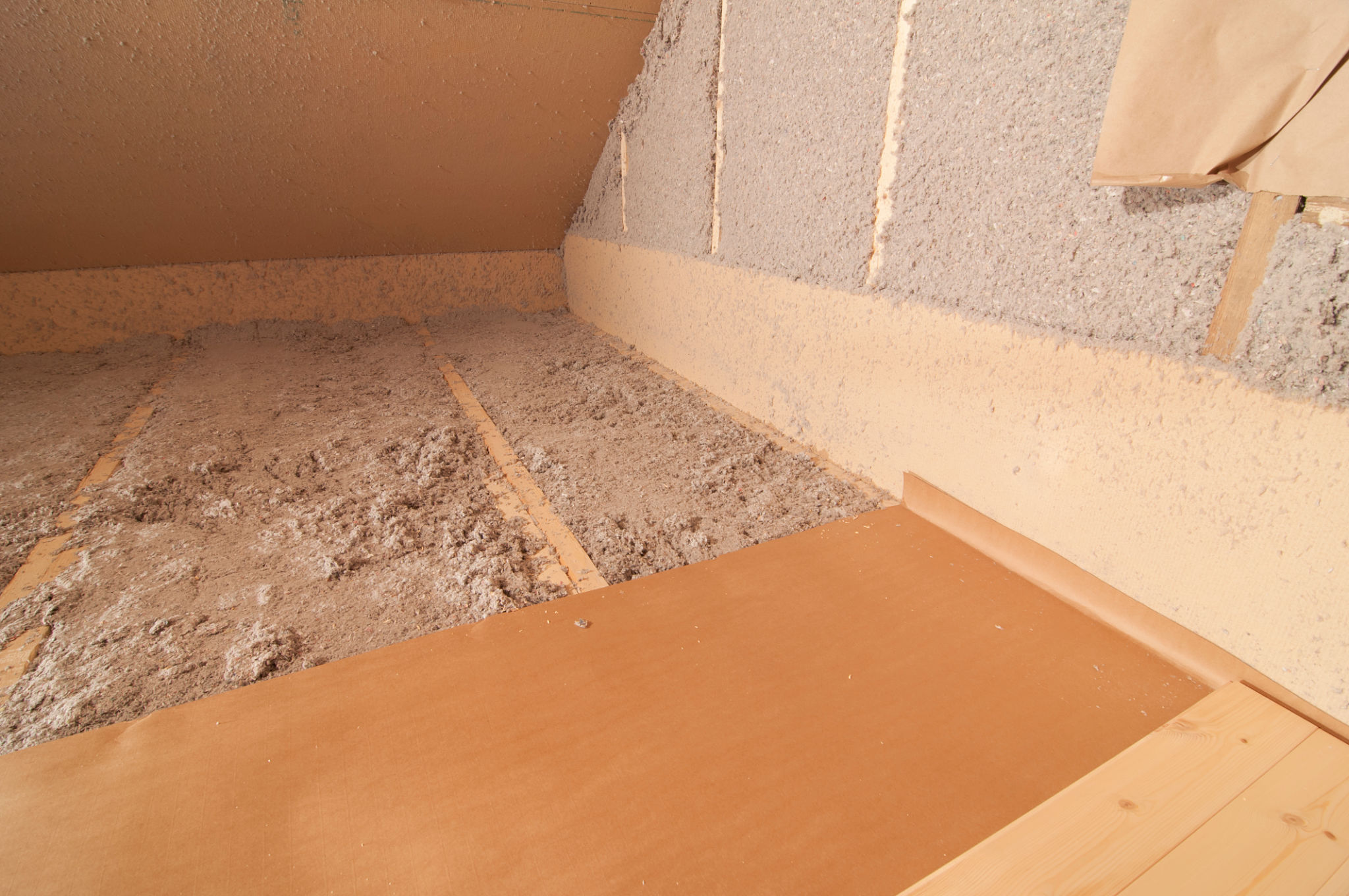 Blow-in cellulose fiber wool insulation Blow-in cellulose fiber wool insulation