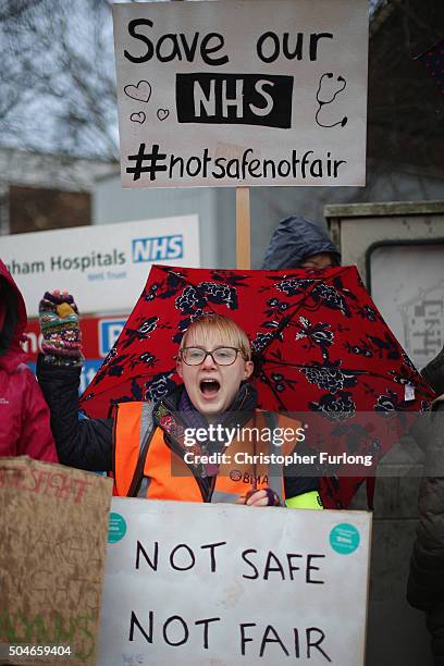 Junior Doctors and supporters picket outside Sandwell General Hospital in West Bromwich as they and other doctors stage a 24-hour strike across the...