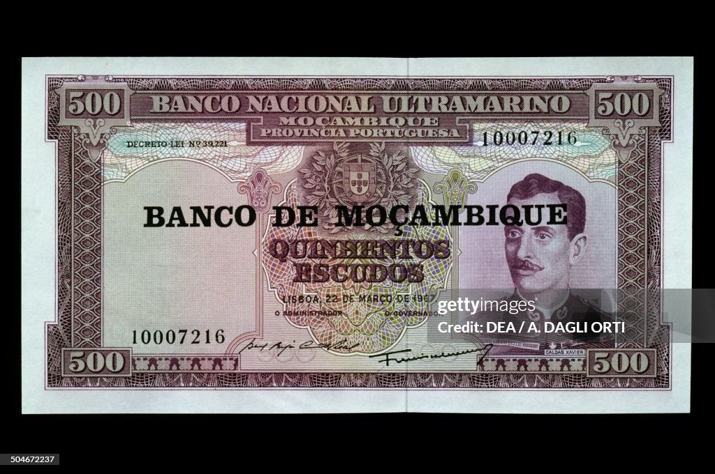 500 escudos banknote...
