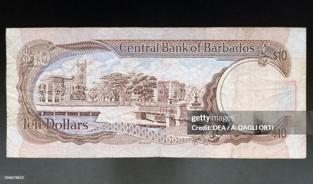 10 dollars banknote...