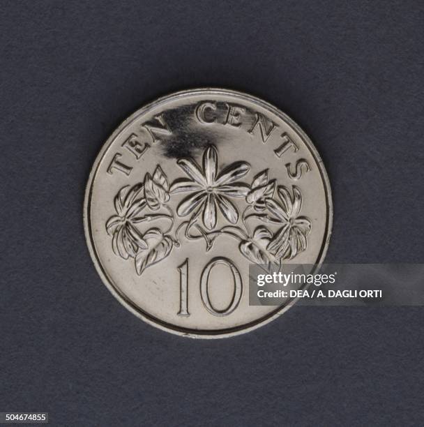 Cents coin reverse, Jasminum multiflorum. Singapore, 20th century.