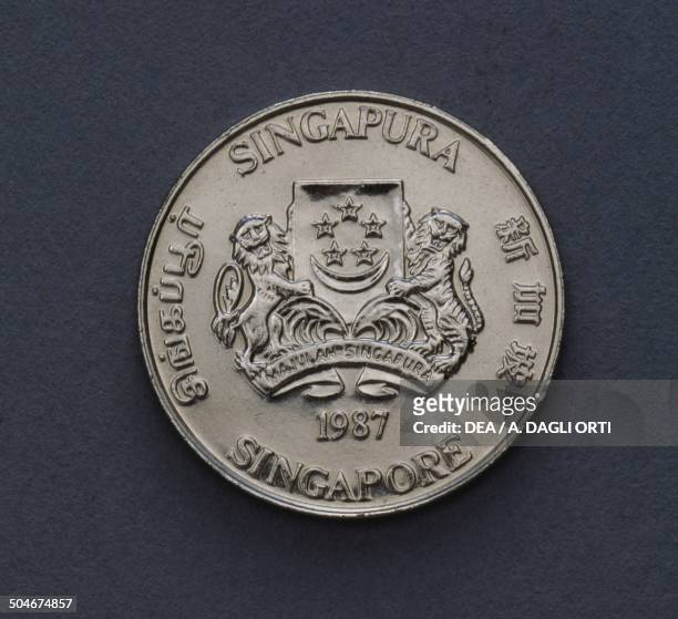 Cents coin obverse. Singapore, 20th century.