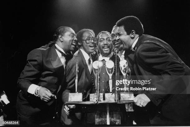 The Temptations Melvin Franklin, David Ruffin, Otis Williams, Eddie Kendricks & Dennis Edwards performing after receiving their awards at the 4th...