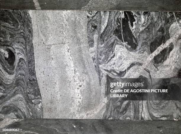 Geo Slab Rocks 55 Slab (Geology) Stock Photos, High-Res Pictures, and Images - Getty ...