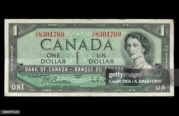 Dollar banknote obverse, queen Elizabeth II . Canada, 20th century.