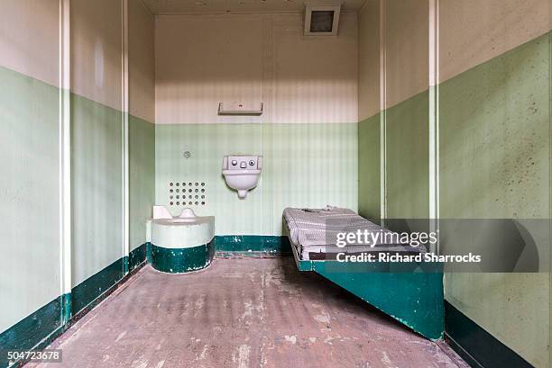 alcatraz prison cell - jail bed stock pictures, royalty-free photos & images