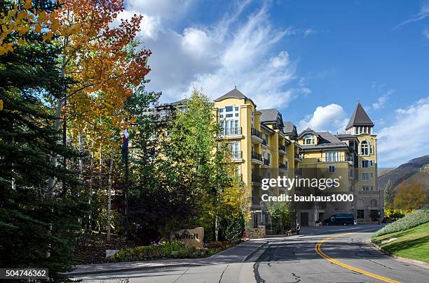 ritz carlton club vail, colorado - hotel & gold club stock pictures, royalty-free photos & images