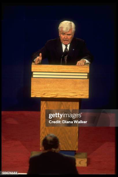 Independent VP cand. James Stockdale, Ross Perot's running mate, speaking during vice-presidential debate.