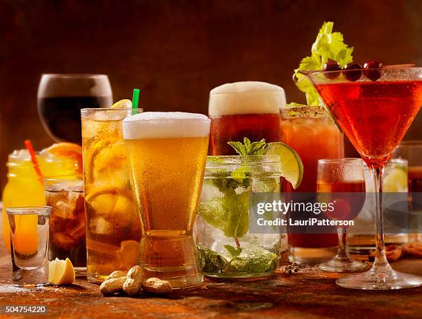 cocktails - beer alcohol stock-fotos und bilder