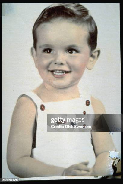 Future spkr. Of House Newt Gingrich as 2-yr-old.