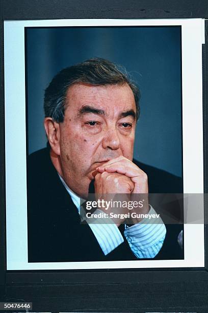 For. Min. Yevgeny Primakov holding press conf. At For. Ministry.