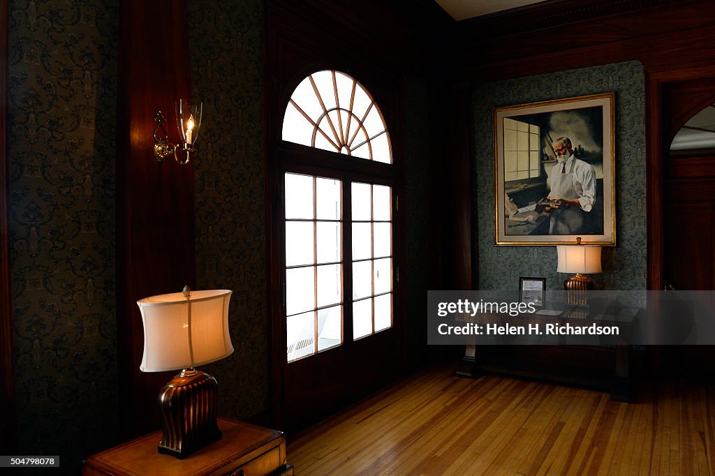 The popular Stanley Hotel in Estes Park, Colorado.