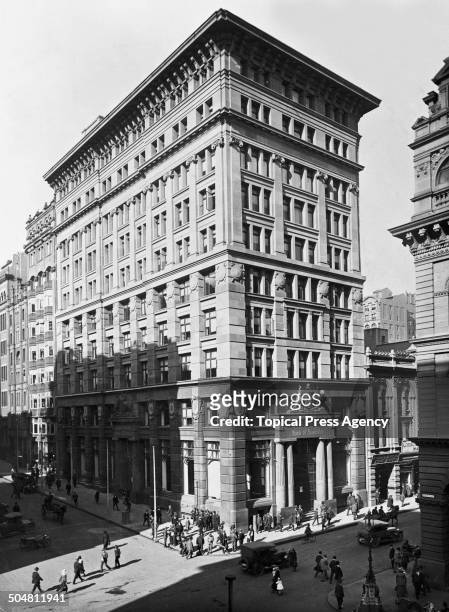 View of the Head Office of the Commonwealth Bank of Australia in Martin Place in the central business district of Sydney, Australia, December 1923.