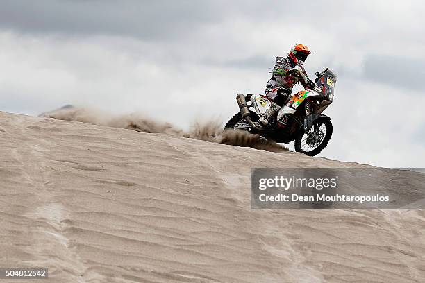 Laia Sanz of Spain riding on and for KTM 450 RALLY REPLICA KTM RACING TEAM competes on day 11 stage ten between Belen and La Rioja during the 2016...