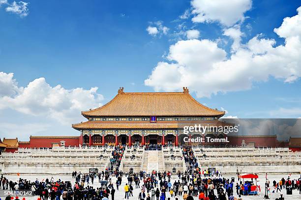 entrada a cidade proibida em pequim, china - cidade proibida imagens e fotografias de stock