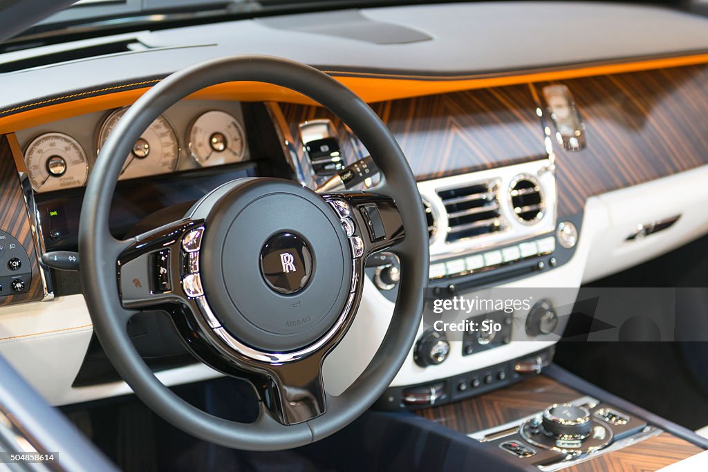 Rolls-Royce Dawn four seater luxury convertible dashboard
