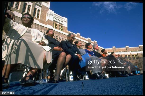 Melba Pattillo Beals, Elizabeth Eckford, Ernest Green, Gloria Ray Karlmark, Carlotta Walls Lanier, Pres. Clinton, McKindra, Krupitsky, Mrs. Clinton,...