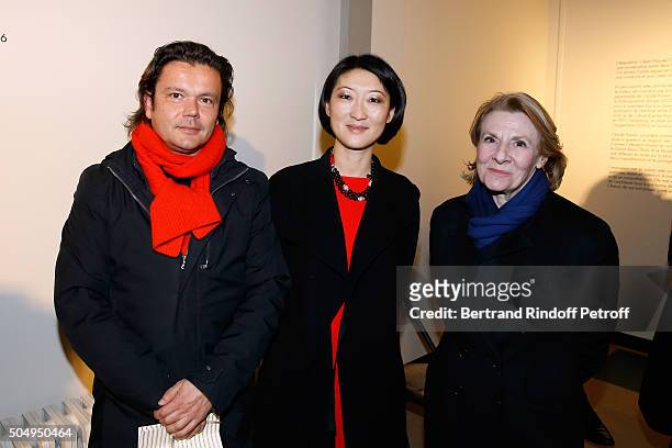 Artist Jean-Michel Othoniel, French minister of Culture and Communication Fleur Pellerin and President of the Versailles Castle, Catherine Pegard...