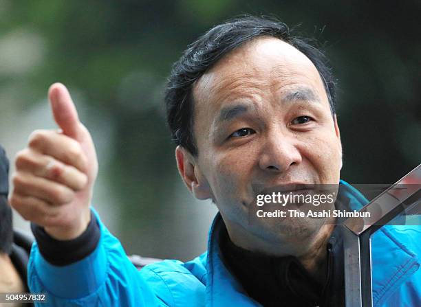 Presidential candidate of Taiwan's ruling Kuomingtang Chu Li-Luan on a campaign car calling for support on January 14, 2016 in New Taipei, Taiwan....