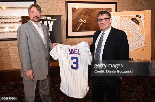Carl Rice Jr 17 Wrigley Field Major Concert Announcement Press Conference Stock ...