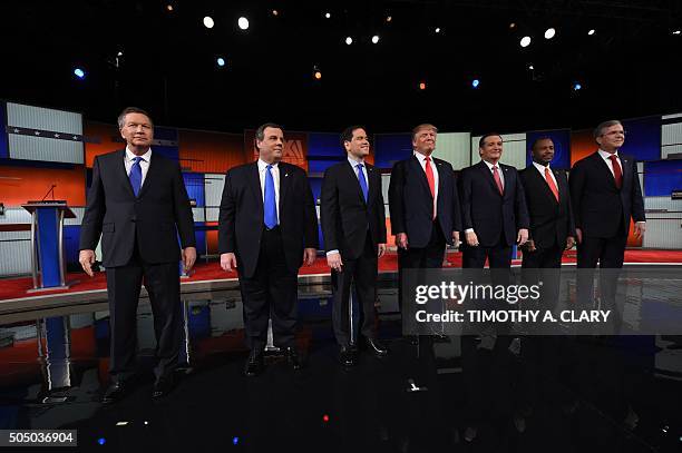 Republican Presidential candidates Ohio Gov. John Kasich, New Jersey Gov. Chris Christie, Florida Senator Marco Rubio, businessman Donald Trump,...