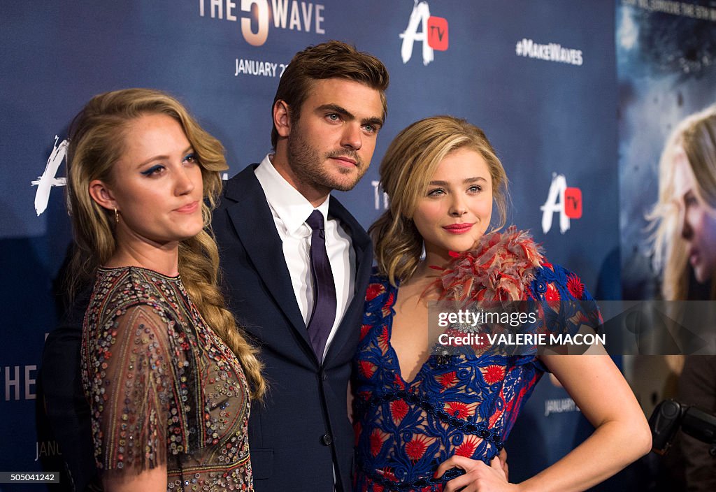 Alex Roe Wife Actors Maika Monroe, Alex Roe and Chloe Grace Moretz attend the