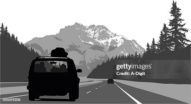 road trip durch die berge - snowcapped mountain stock-grafiken, -clipart, -cartoons und -symbole