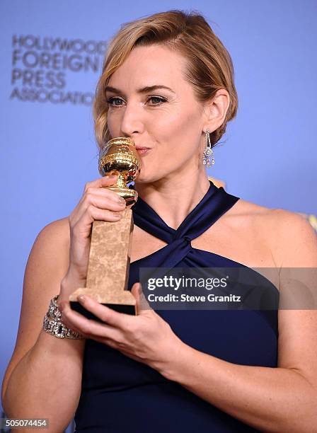 Kate Winslet poses at the 73rd Annual Golden Globe Awardsat The Beverly Hilton Hotel on January 10, 2016 in Beverly Hills, California.