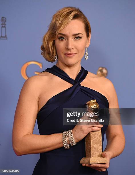 Kate Winslet poses at the 73rd Annual Golden Globe Awardsat The Beverly Hilton Hotel on January 10, 2016 in Beverly Hills, California.