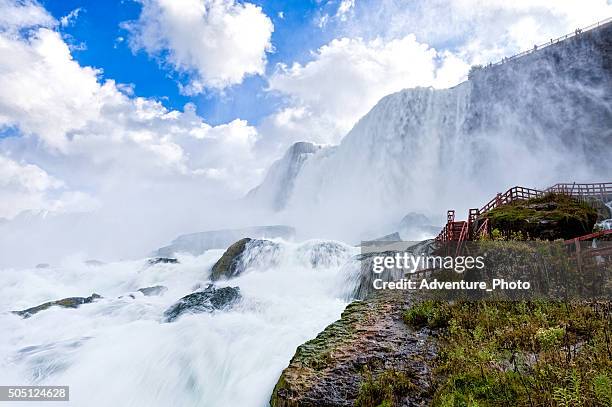 niagara falls from below up close - niagara falls bildbanksfoton och bilder