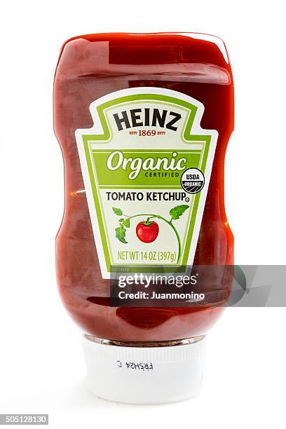 organic heinz tomato ketchup - ketchup stock pictures, royalty-free photos & images